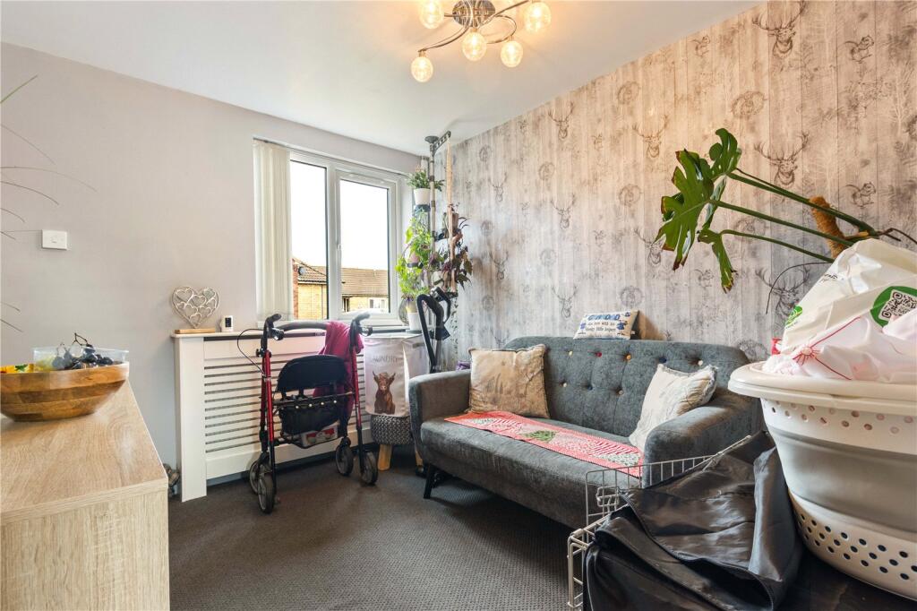 House in Doncaster, North Lincolnshire - View 5