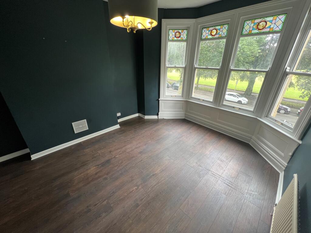 Apartment in Cardiff, Roath - View 5