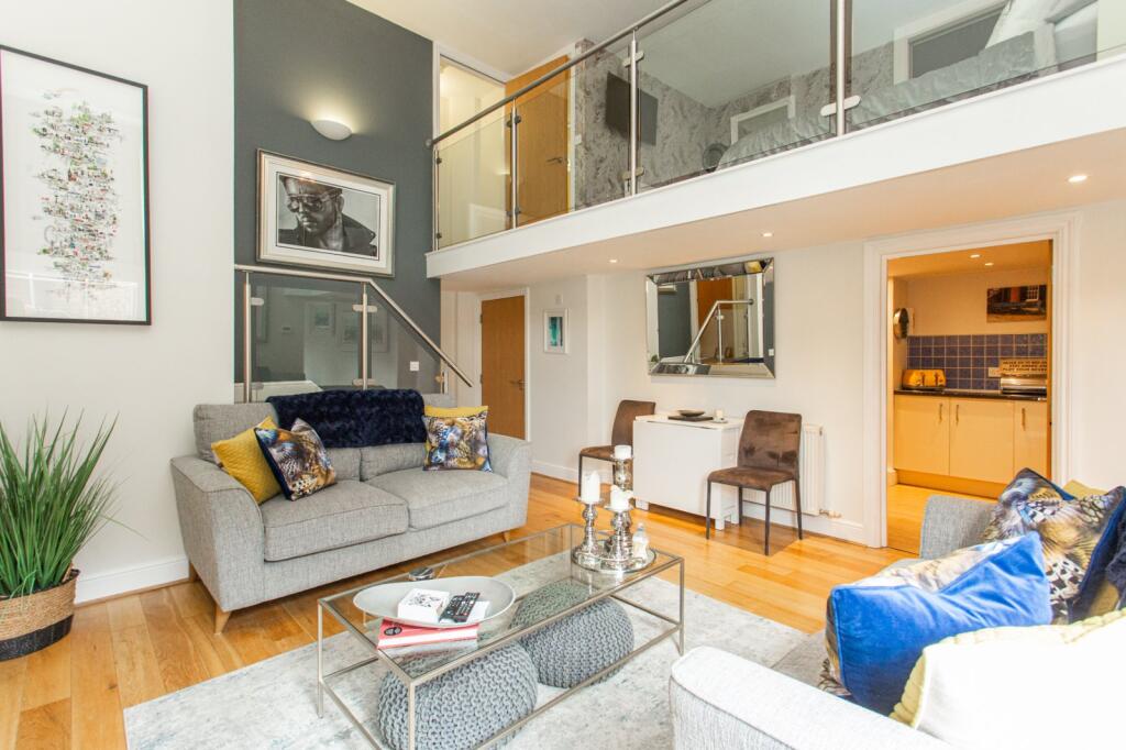 Apartment in Canterbury - View 5