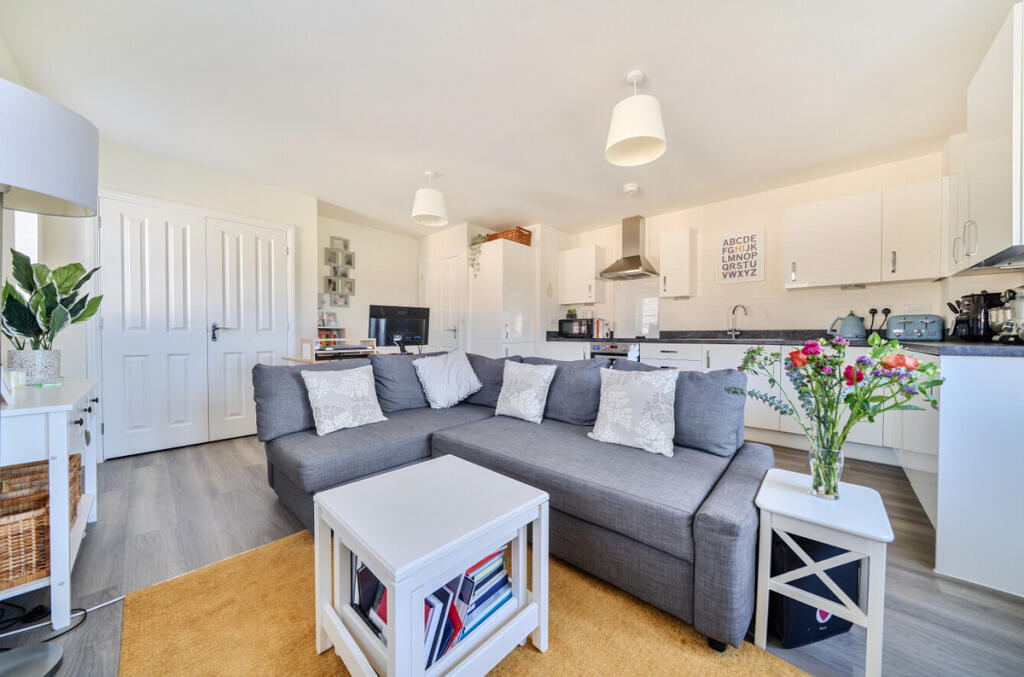 Apartment in Thornbury, Duckhole - View 3