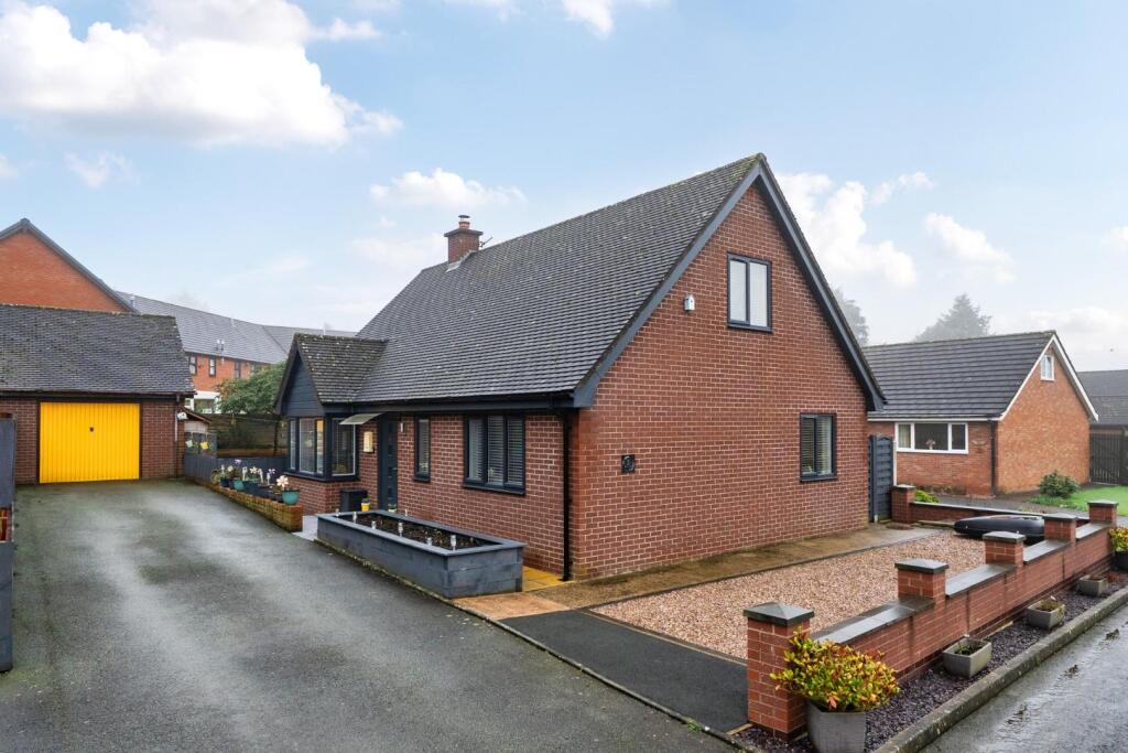 Main image of property: Hawthorn Drive, Llandyssil