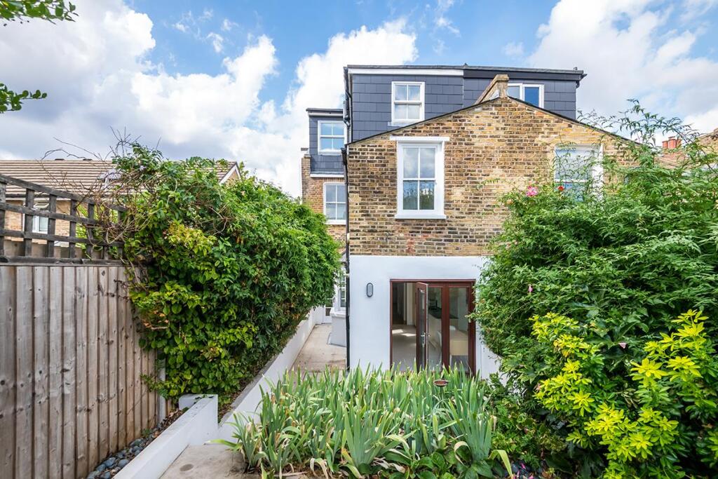 House in London, Bellenden - View 5