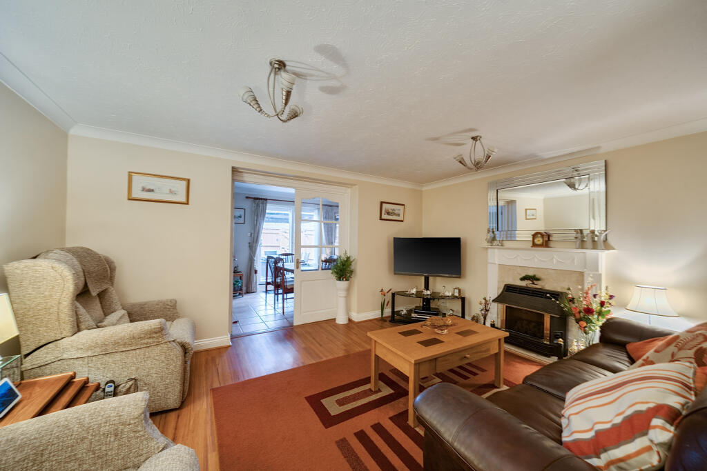 Periwinkle Close, Pembroke Park, Swindon, SN2 2QH photo 3