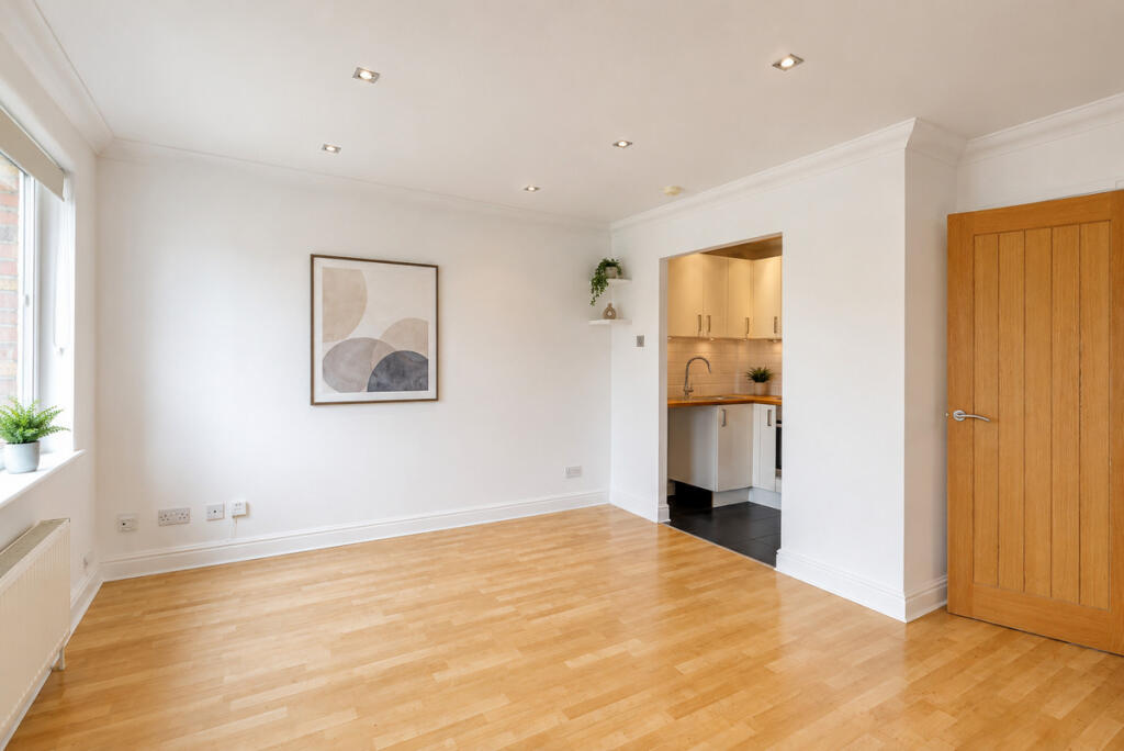 Apartment in Southend-on-Sea, Prittlewell - View 4