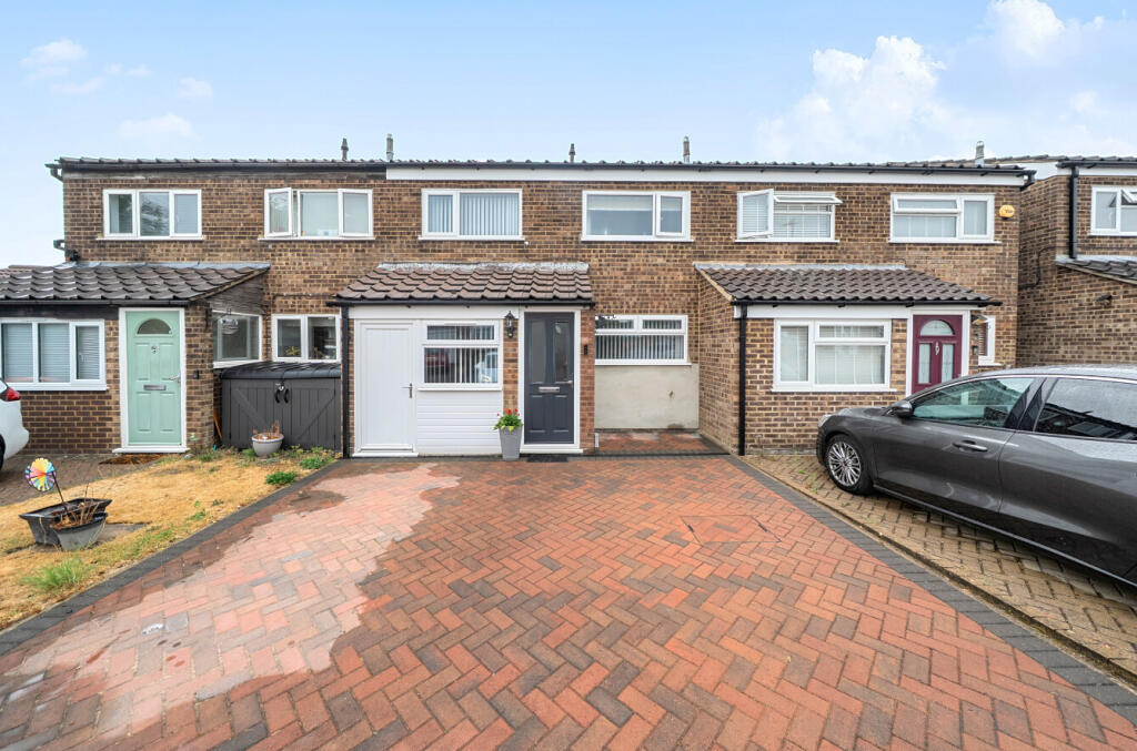 Main image of property: Dale Close, Dunstable, Bedfordshire