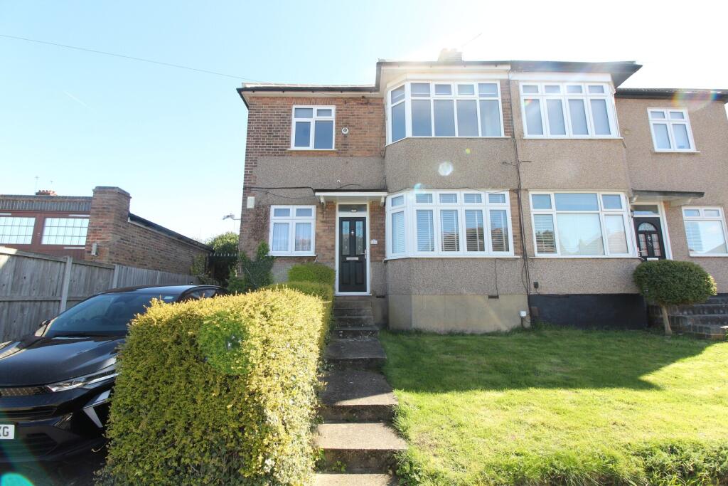 Main image of property: Boscombe Avenue, RM11