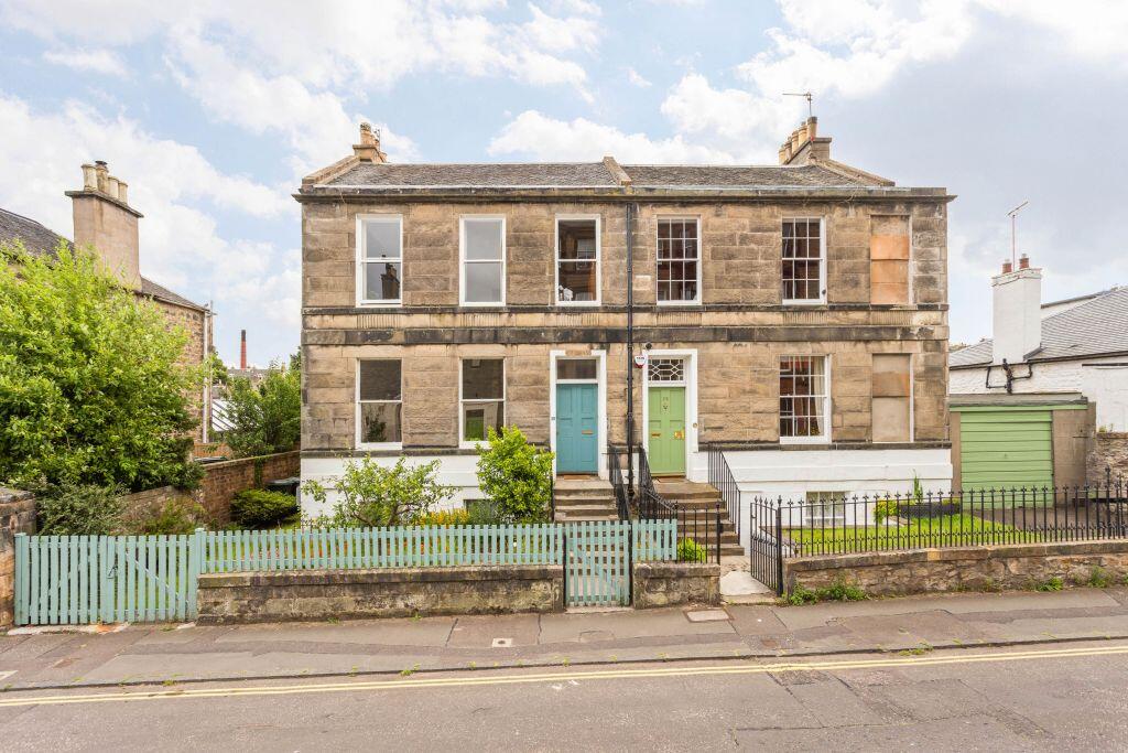 Main image of property: 30, 1F1 Marlborough Street, Portobello, EH15 2BG