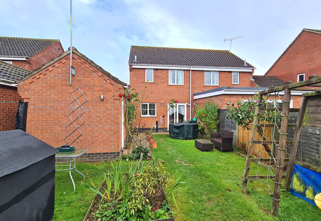 Birds Road, North Walsham photo 2