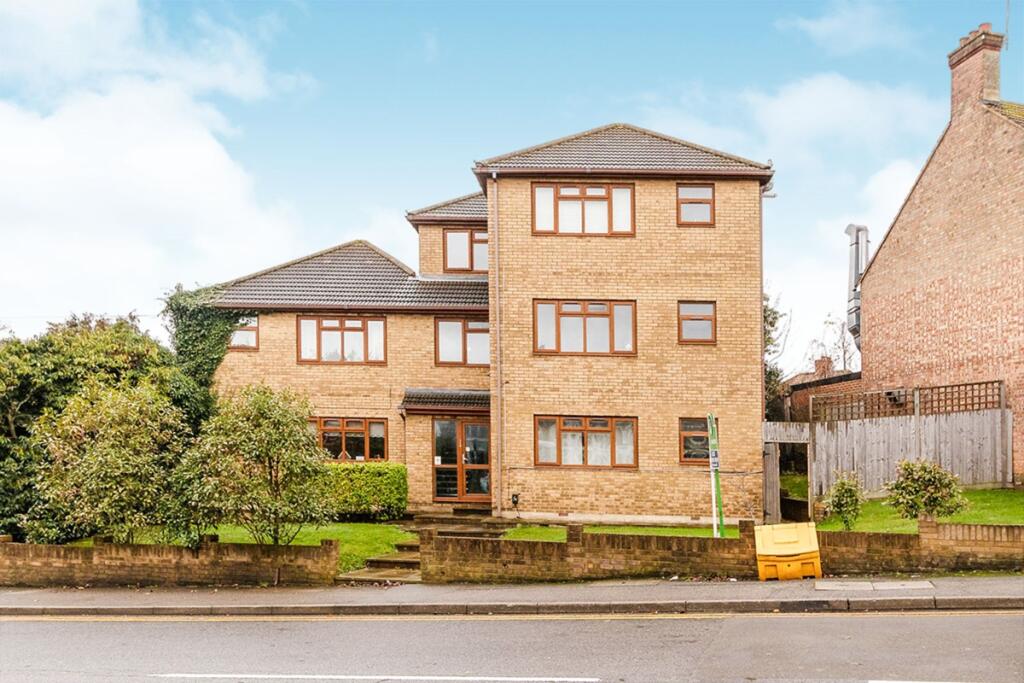Main image of property: Mayplace Road East, Bexleyheath, Kent, DA7