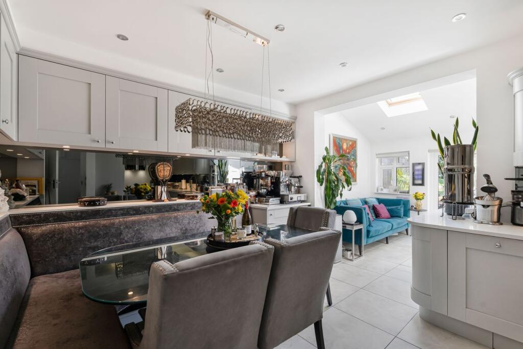 House in London - View 4