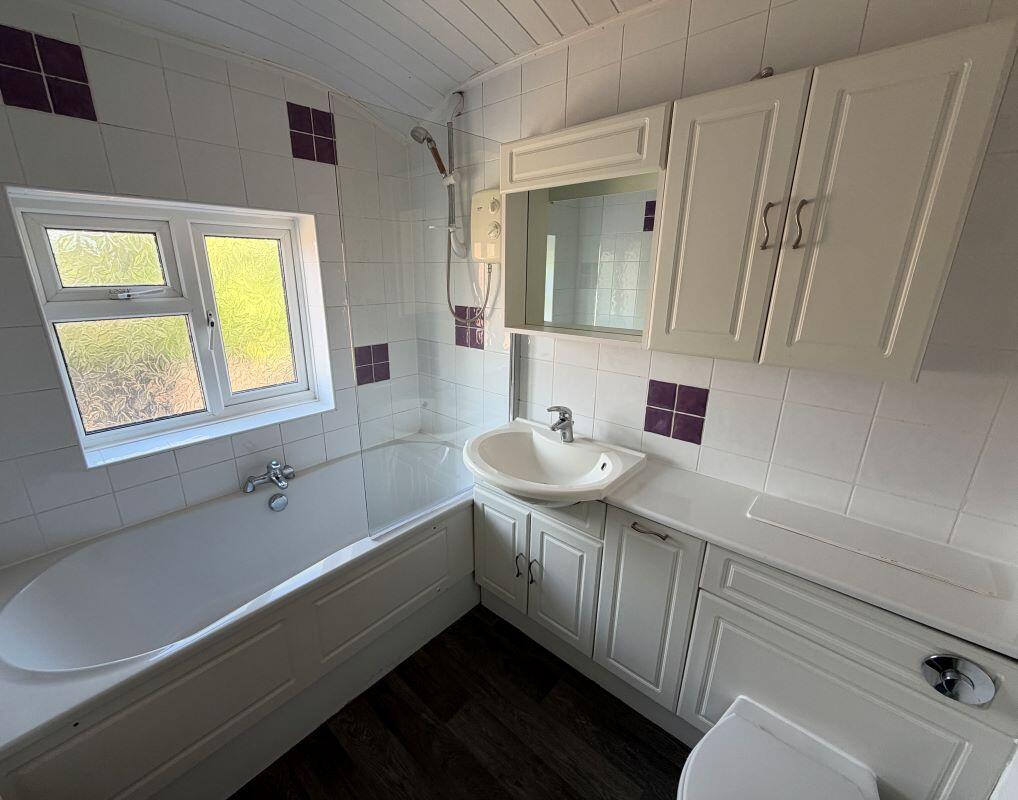 House in Leicester - More