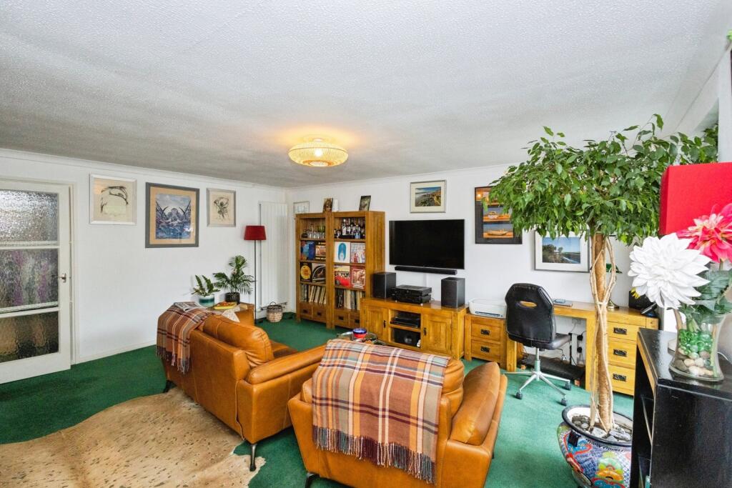House in Portsmouth - View 3