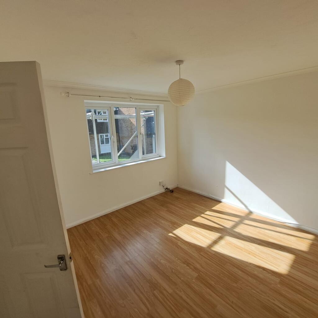 Old Bridge Walk, Rowley Regis, B65 photo 3