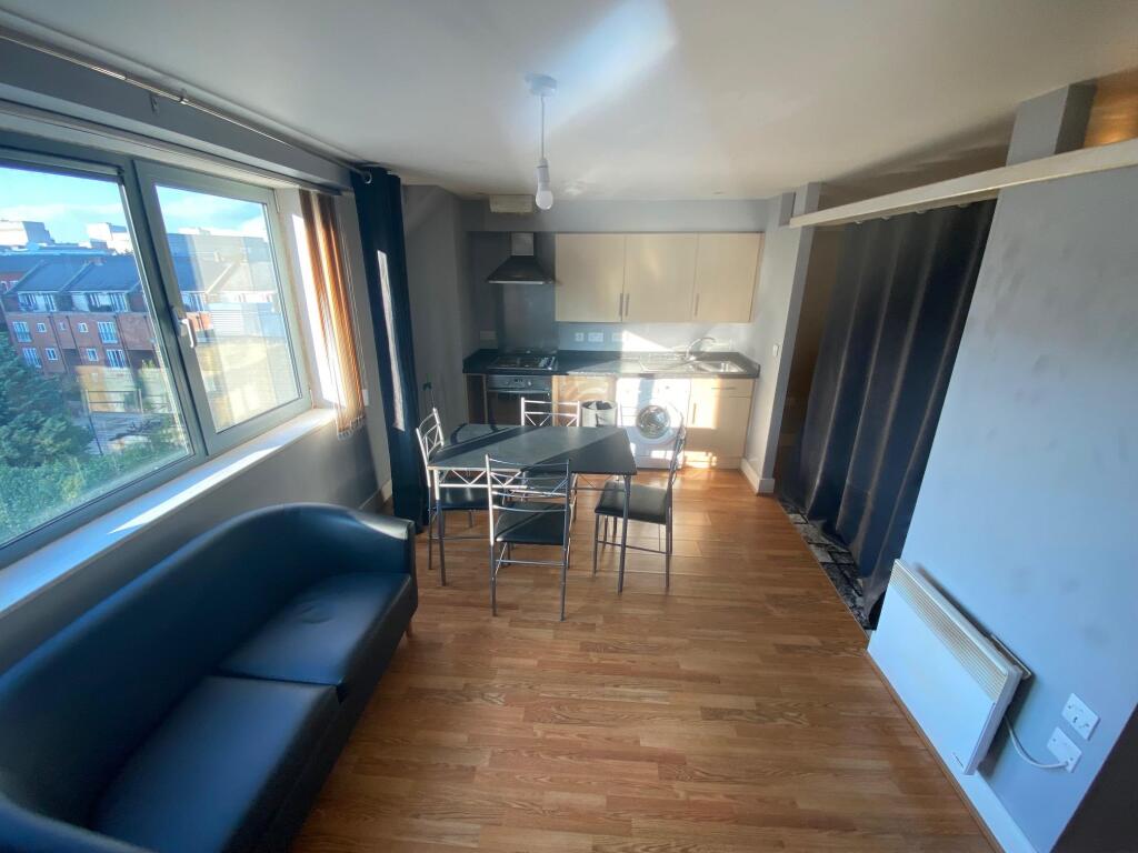 Studio flat for rent