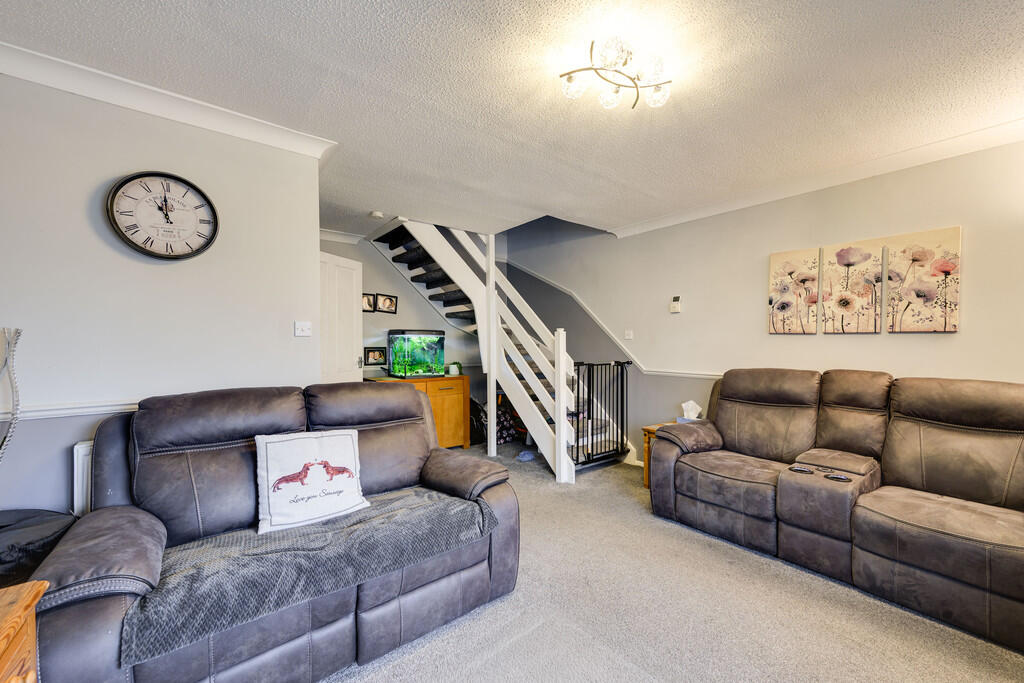 Punchard Way, Trimley St. Mary photo 3