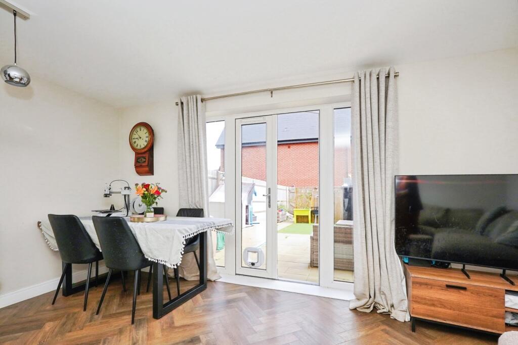 House in Canterbury - View 5