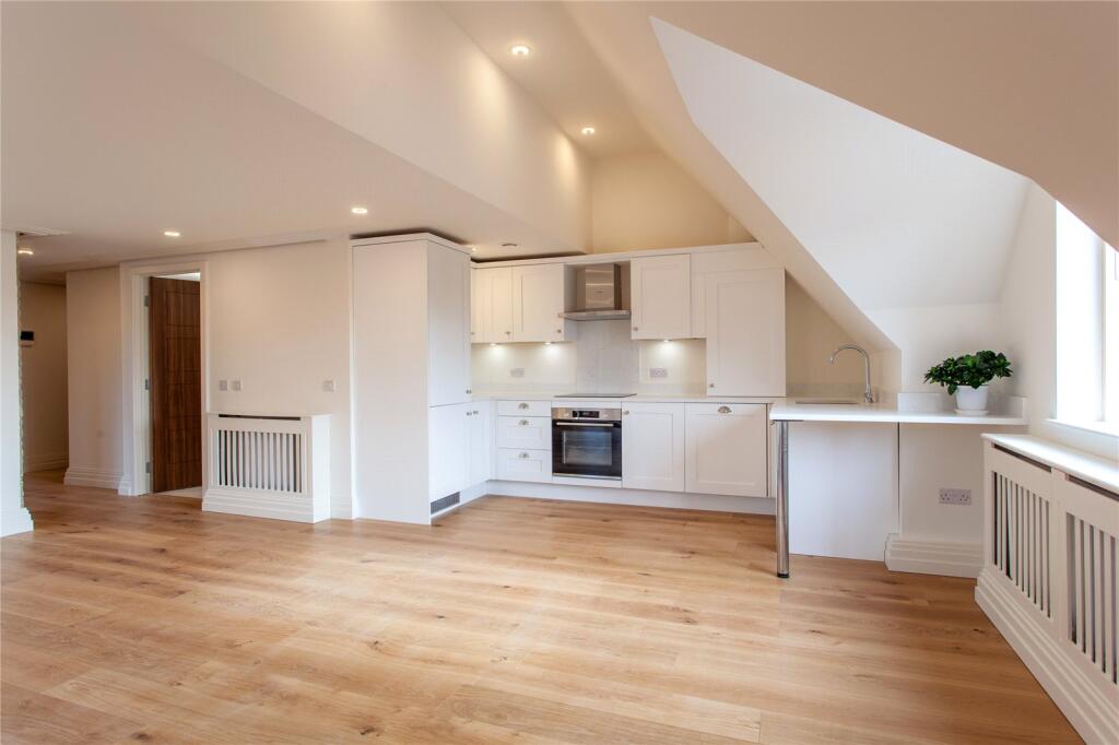 Main image of property: Wargrave Road, Twyford, RG10