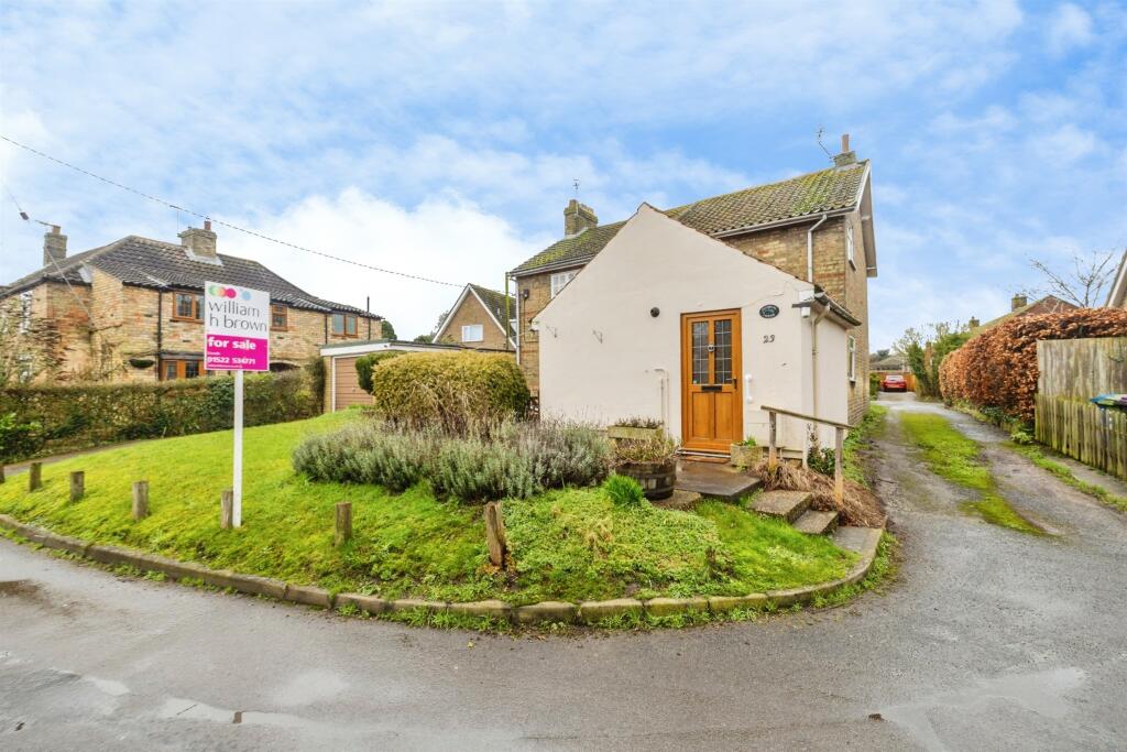 Main image of property: Craypool Lane, Scothern, LINCOLN