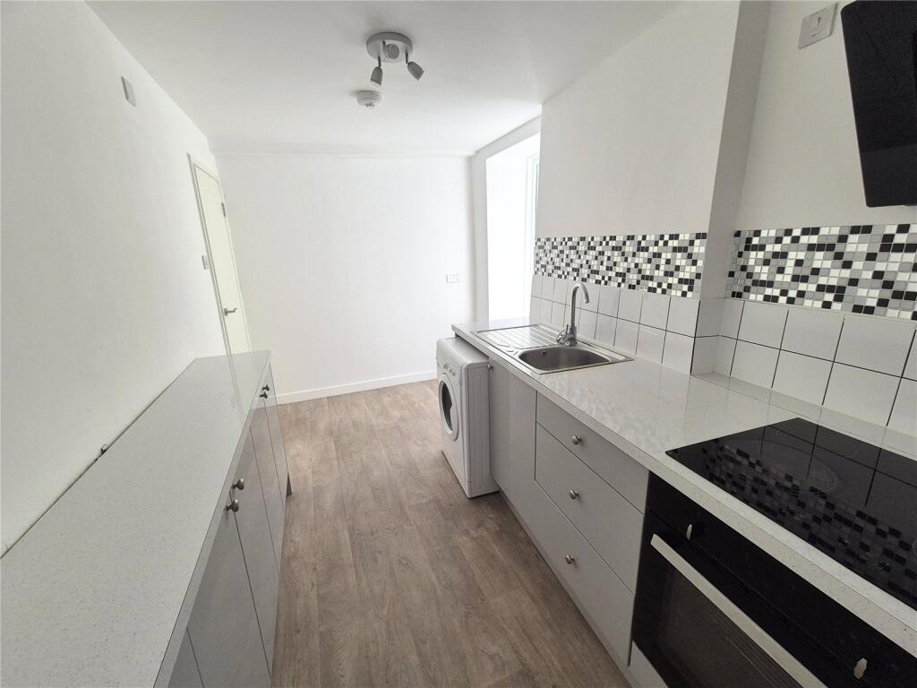 Apartment in Somerset, Frome - View 5