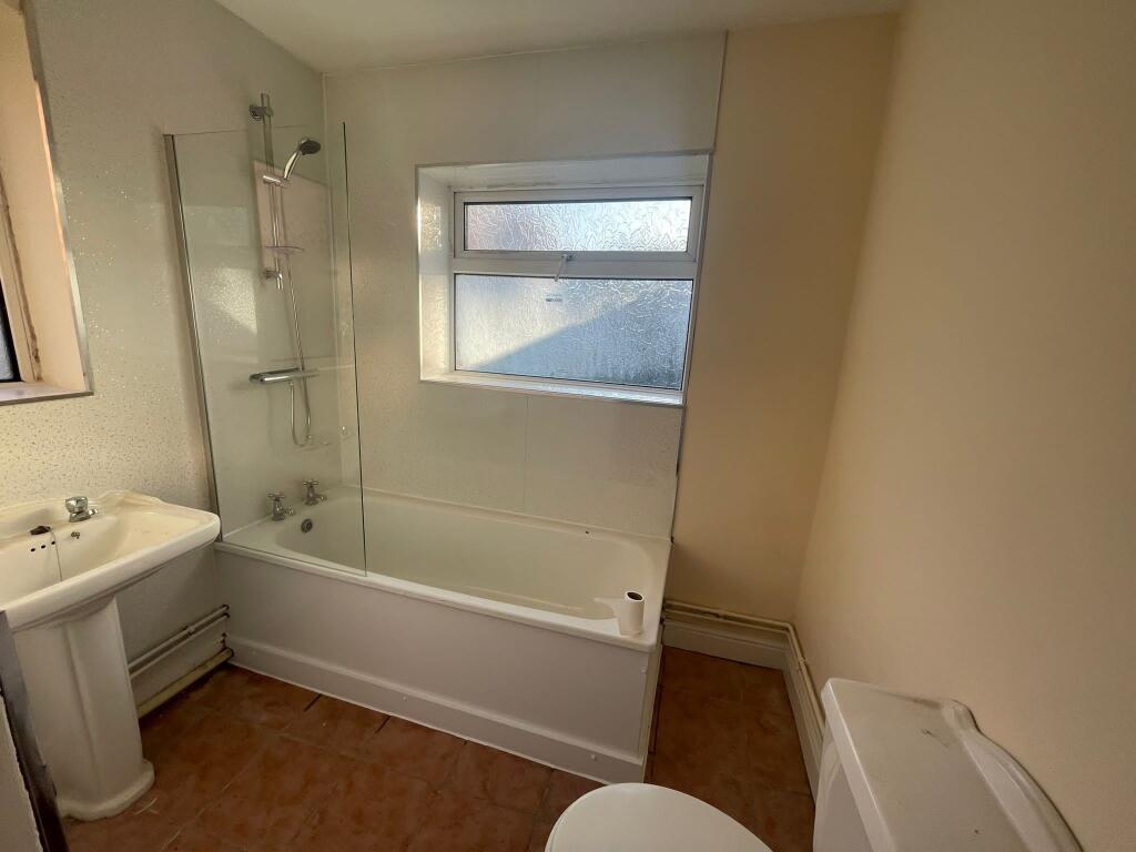 House in Southampton - View 4