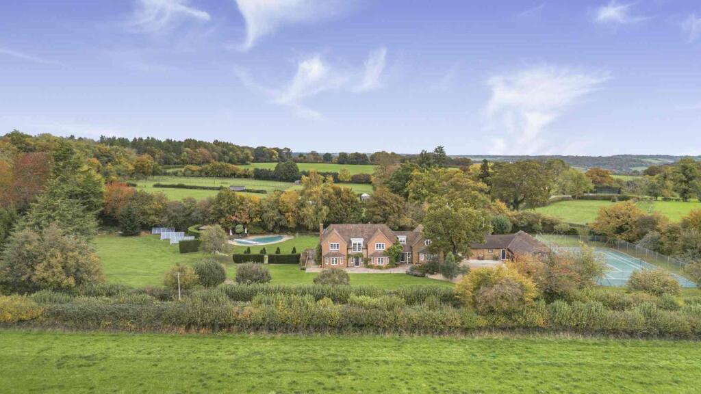 Main image of property: Southend, Henley-On-Thames, RG9