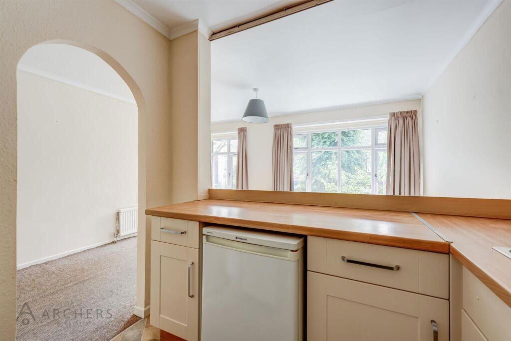 Apartment in Sheffield, South Yorkshire - View 5