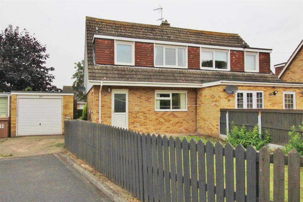 Main image of property: Eskwood Walk, Goole