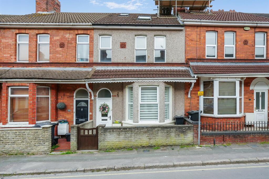 Main image of property: Kent Road, Swindon