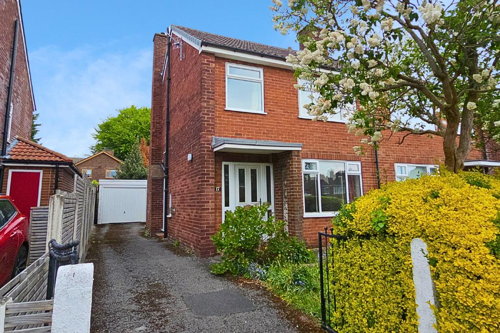 Main image of property: Eastfield Crescent, Woodlesford, Leeds