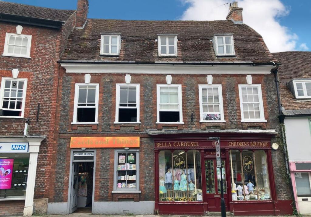 Main image of property: Flat 6 Blandford House, 47 East Street, Blandford Forum, Dorset, DT11 7DX
