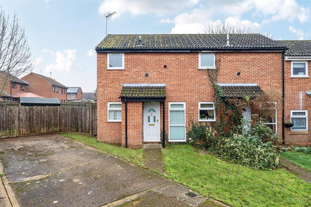 Main image of property: Venus Close, Wokingham, Berkshire, RG41 3GG