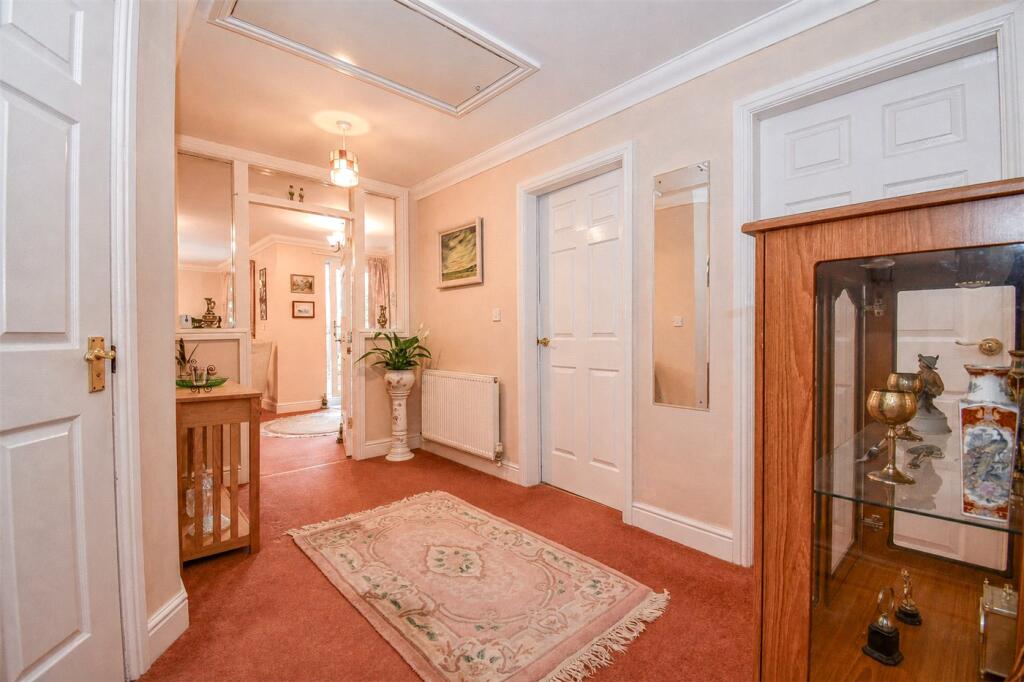 Apartment in Irby, Liverpool City Region - View 5
