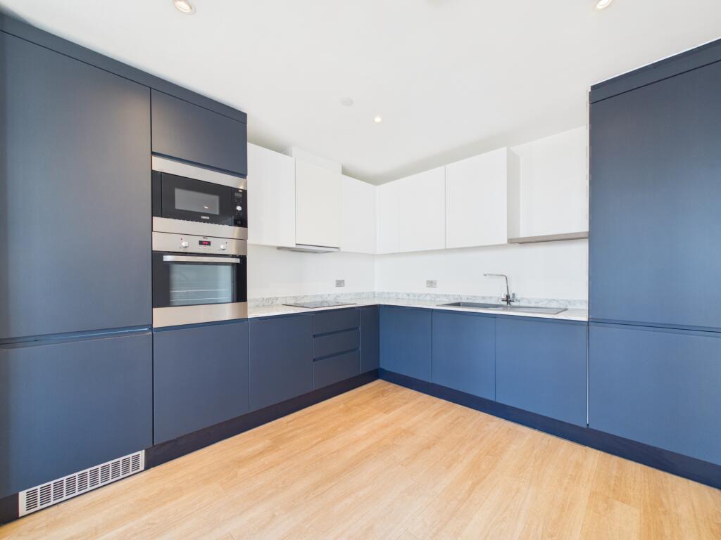 Apartment in Manchester - View 3