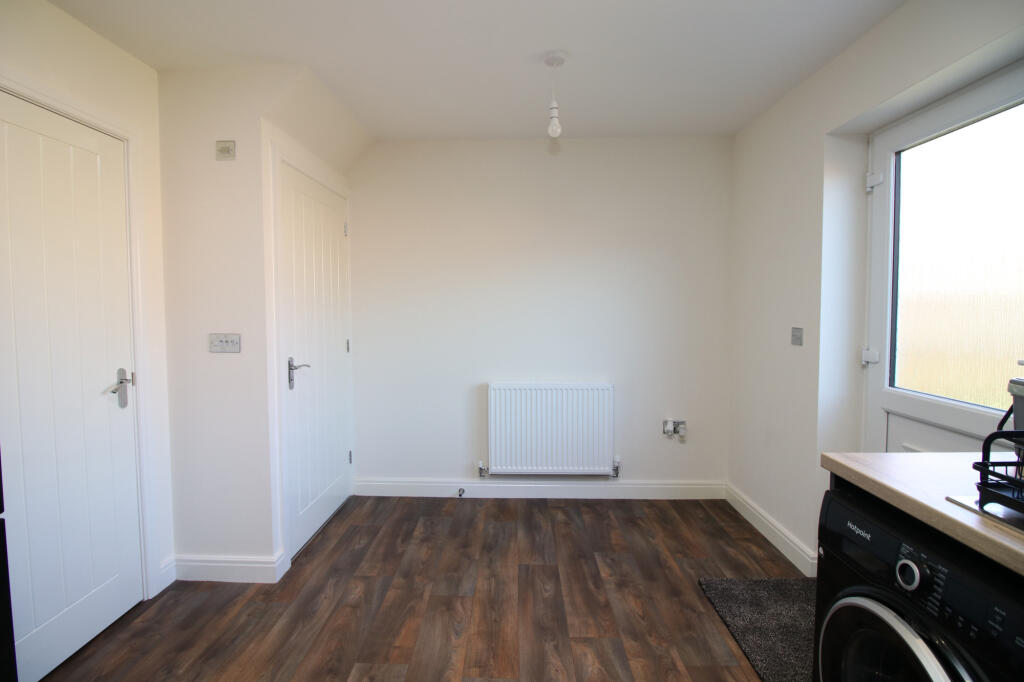Rosebay Grove, Stalmine, Poulton-le-Fylde, FY6 photo 4