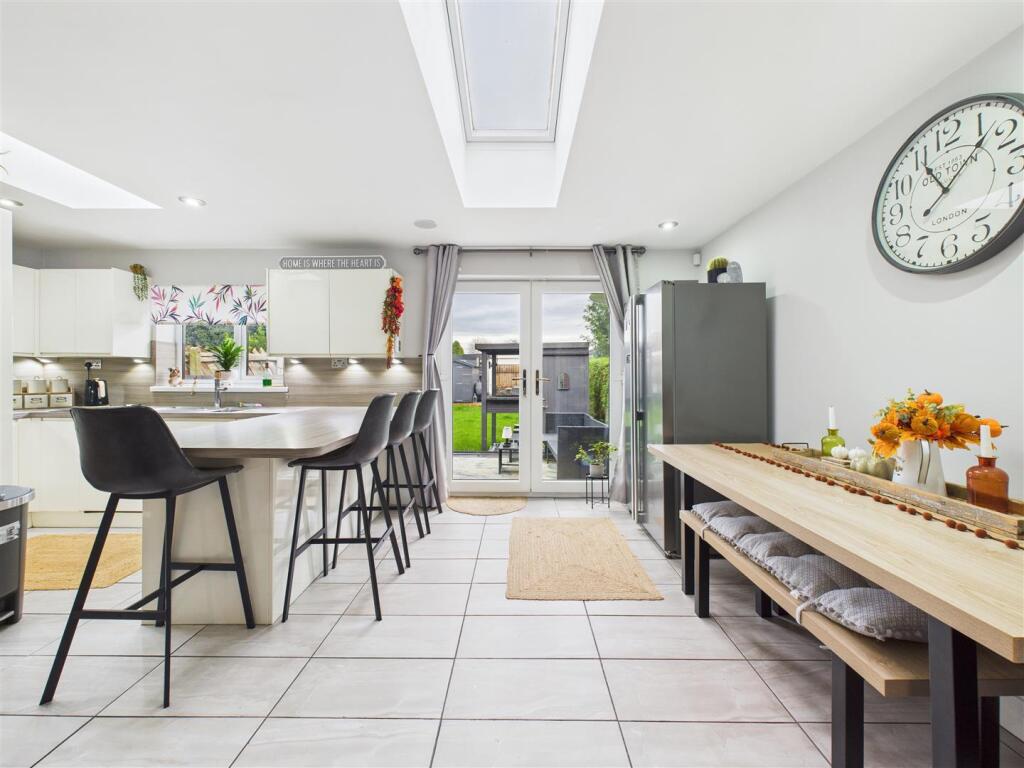 House in Hessle, East Riding of Yorkshire - View 5