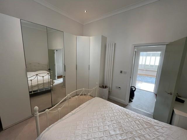 Apartment in Tonbridge - More
