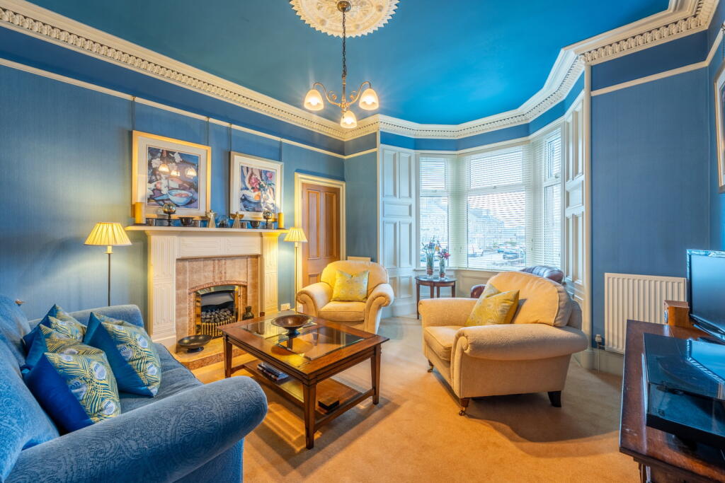 House in Kirkcaldy - More