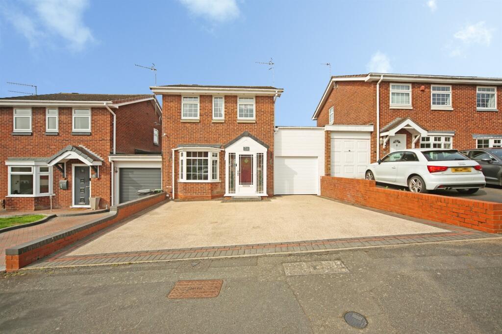 Main image of property: Kingscote Close, Redditch
