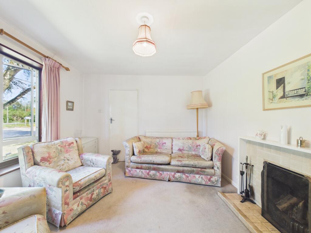 Wigmore Road, Tadley, RG26 photo 3