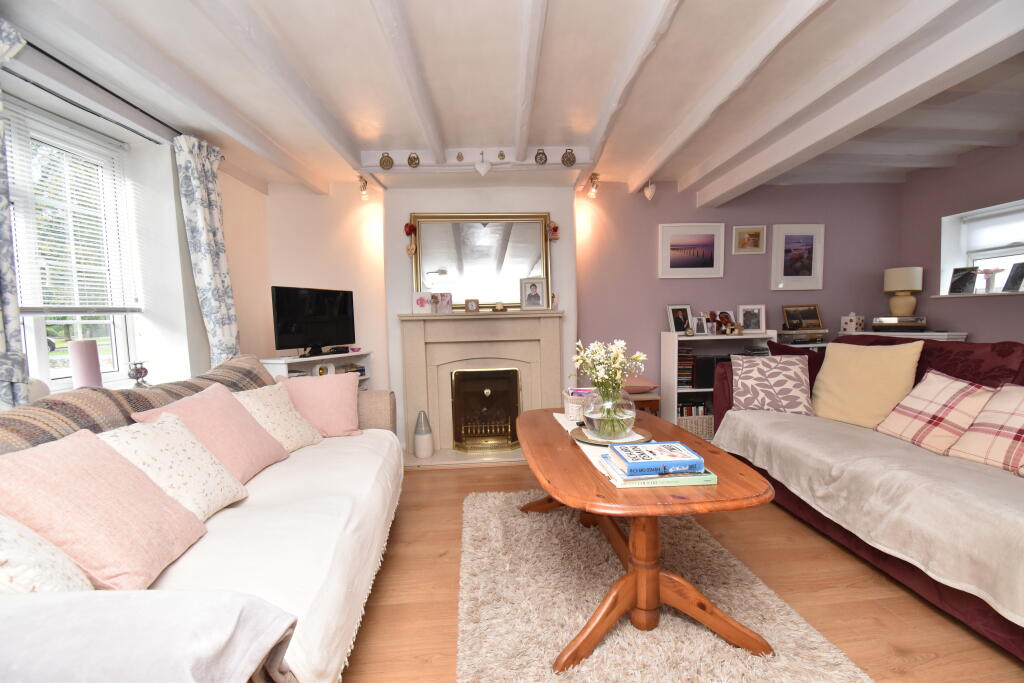 The Green, Romanby, Northallerton, DL7 photo 2