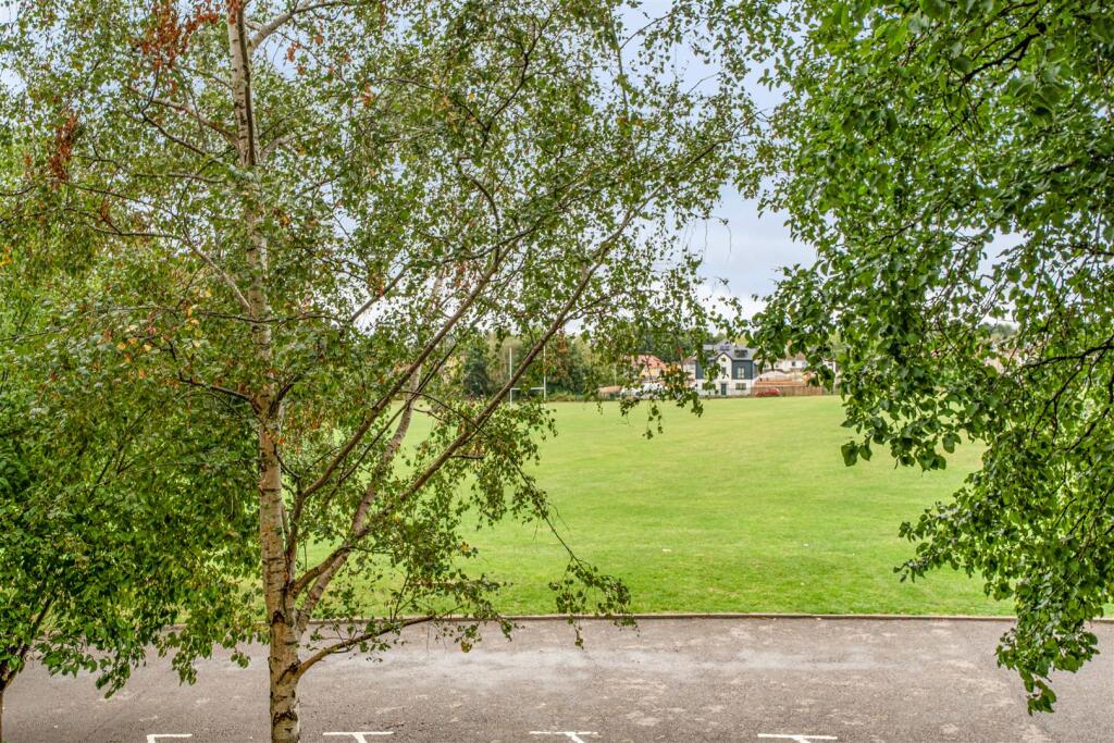 Apartment in Bristol - View 3