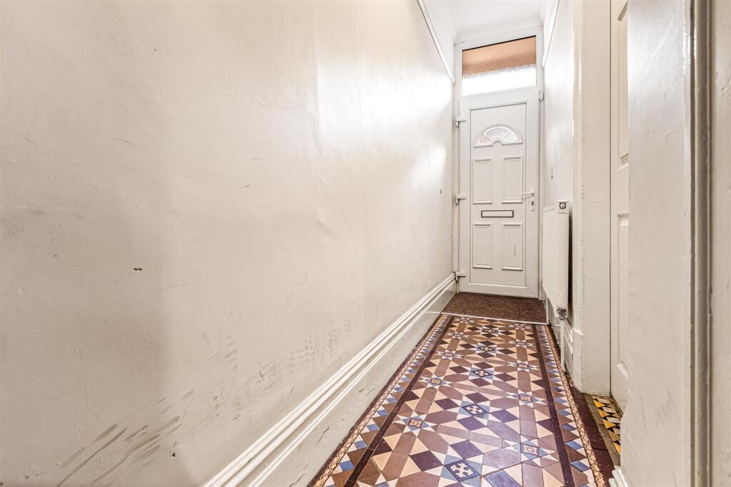 House in Leicester, City of Leicester - More