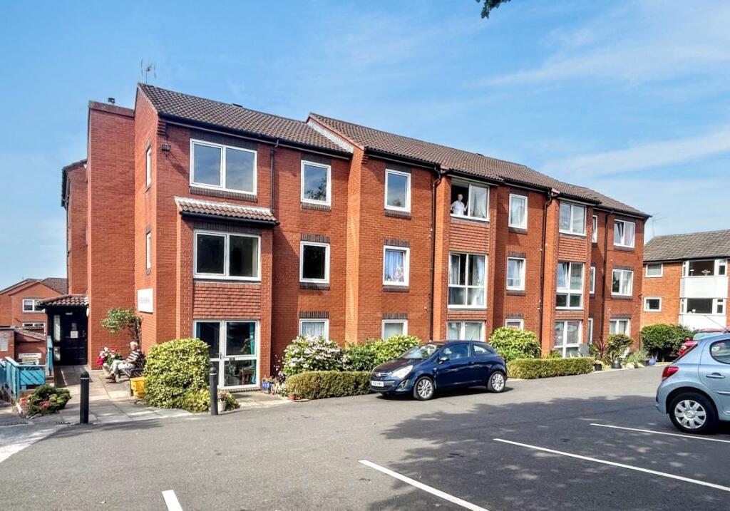 Main image of property: 12A Homebank House, 1 Bidston Road, Prenton, Merseyside, CH43 2GB