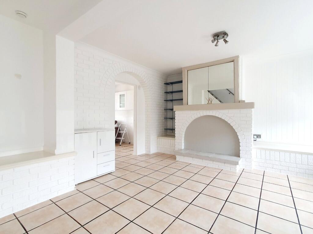 House in Havant, Hampshire - View 2