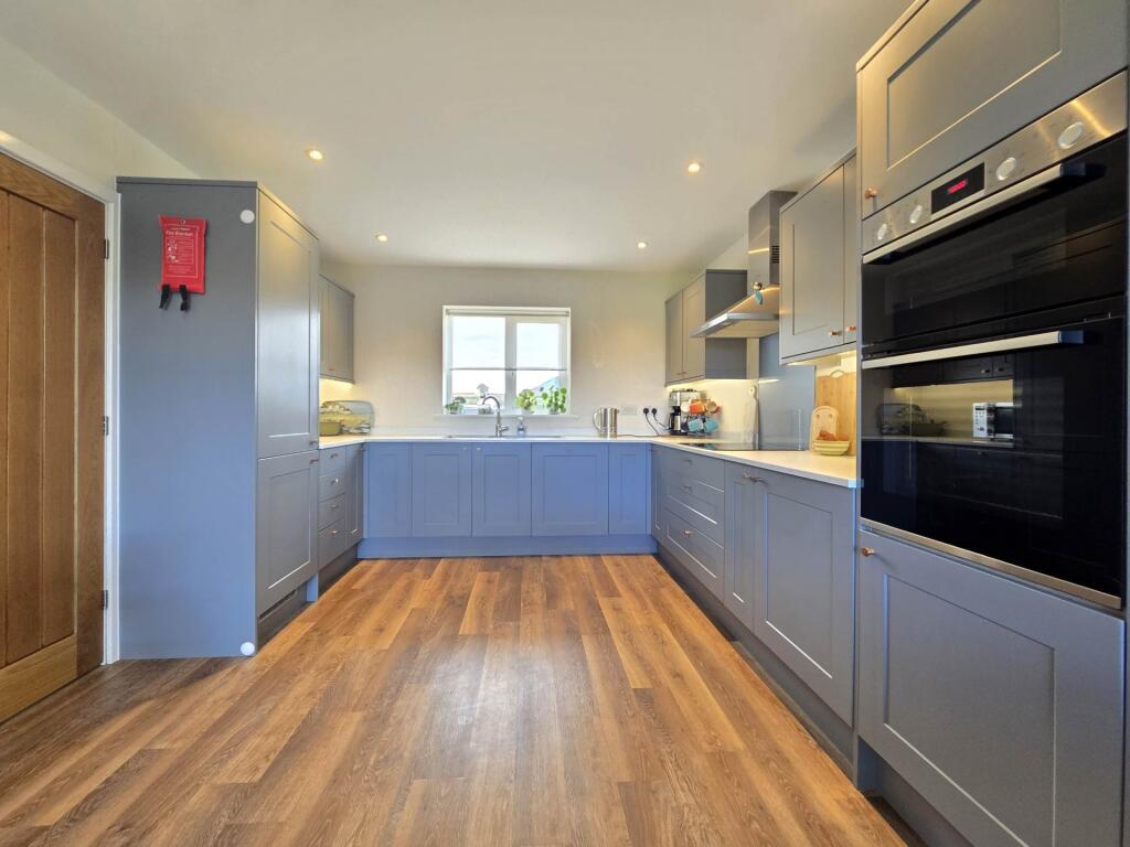 3, Stanley Court, Parkham photo 4