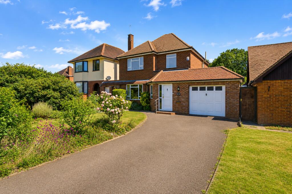 Main image of property: Colney Heath Lane, St. Albans, Hertfordshire, AL4