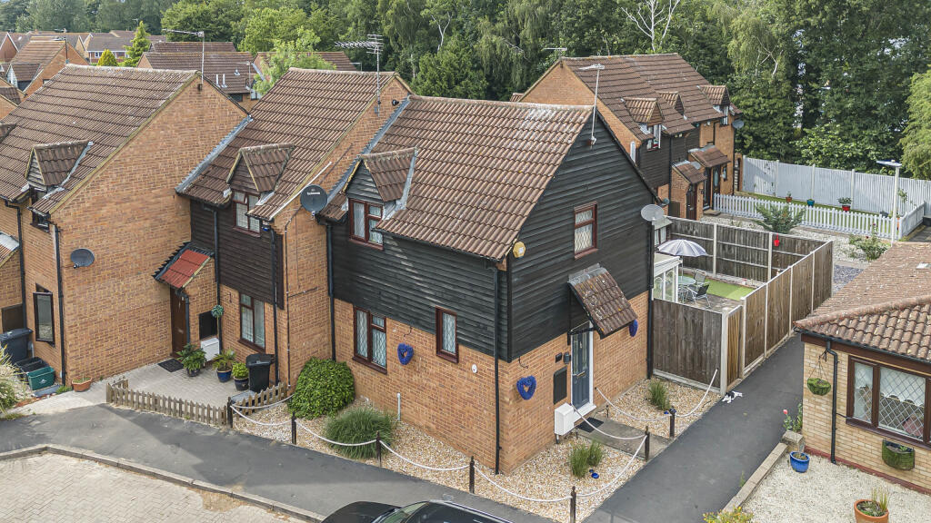 Main image of property: Lower Meadow, Cheshunt, Waltham Cross, Hertfordshire