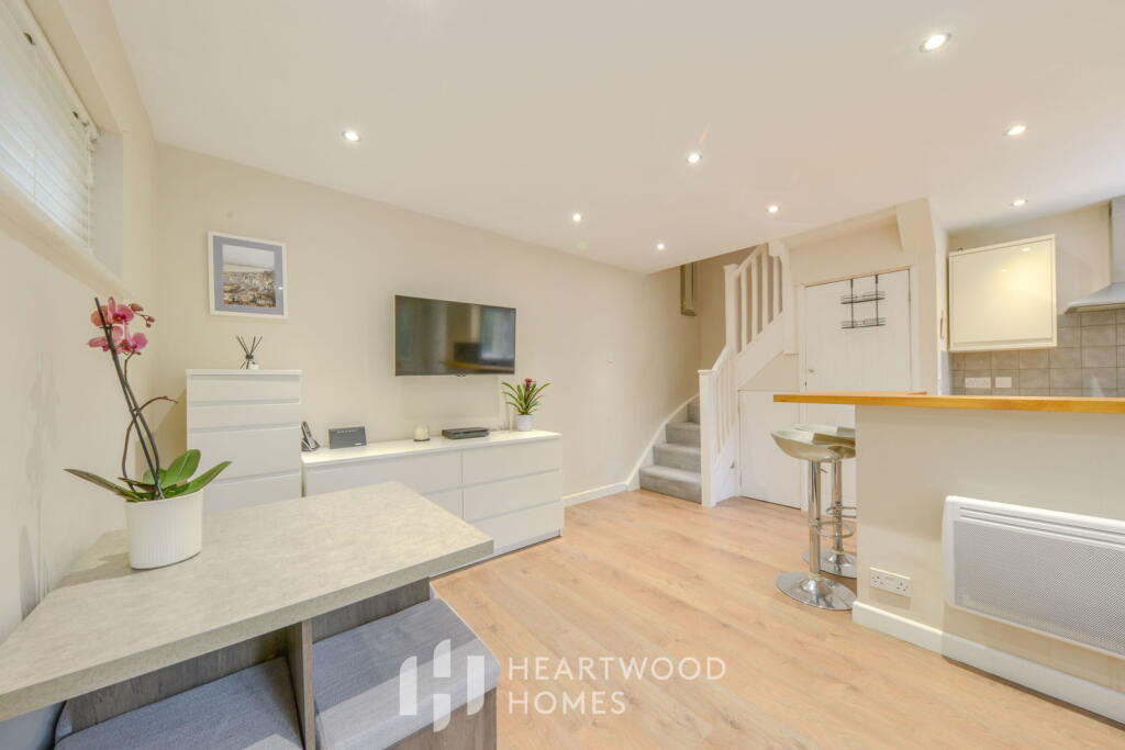 Main image of property: Wheat Close, Sandridge, St. Albans, AL4 9NN (