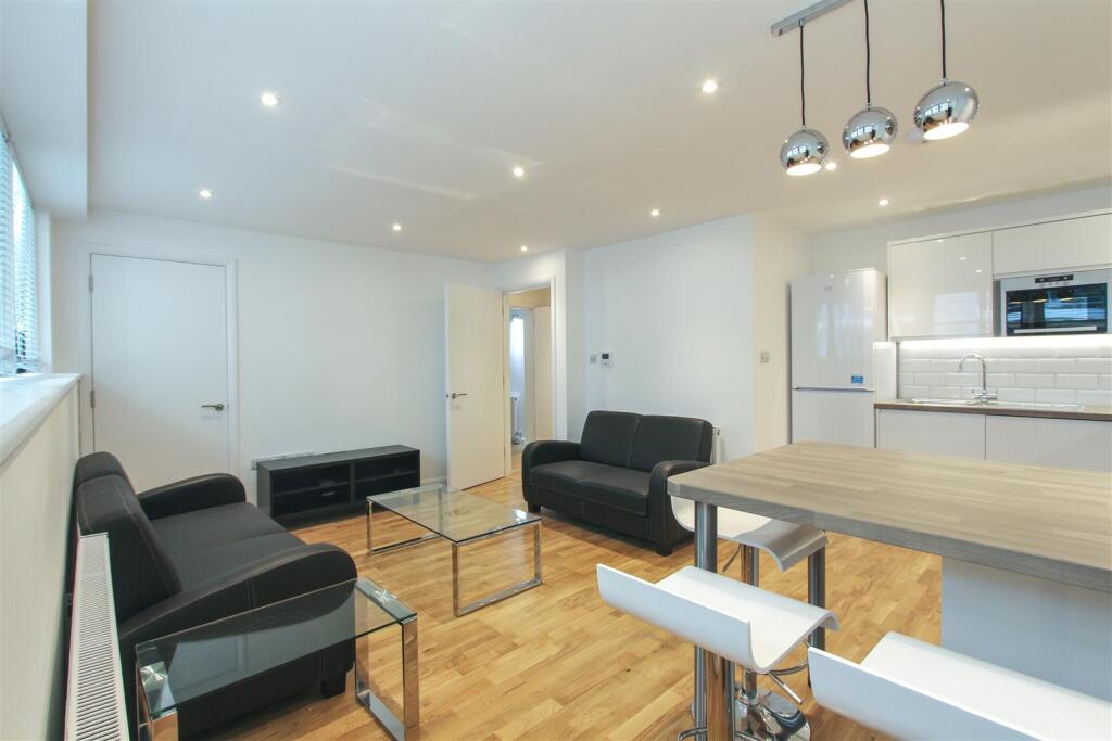 2 bedroom property for rent