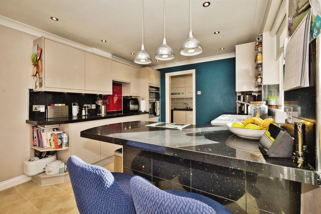 Additional image 6 of Ashwood Drive, YEOVIL